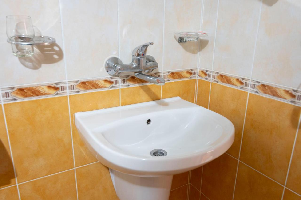 Hotel Slaviani Dimitrovgrad  Kültér fotó